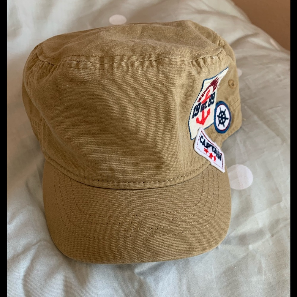 EUC boys hat size 3T-4T
